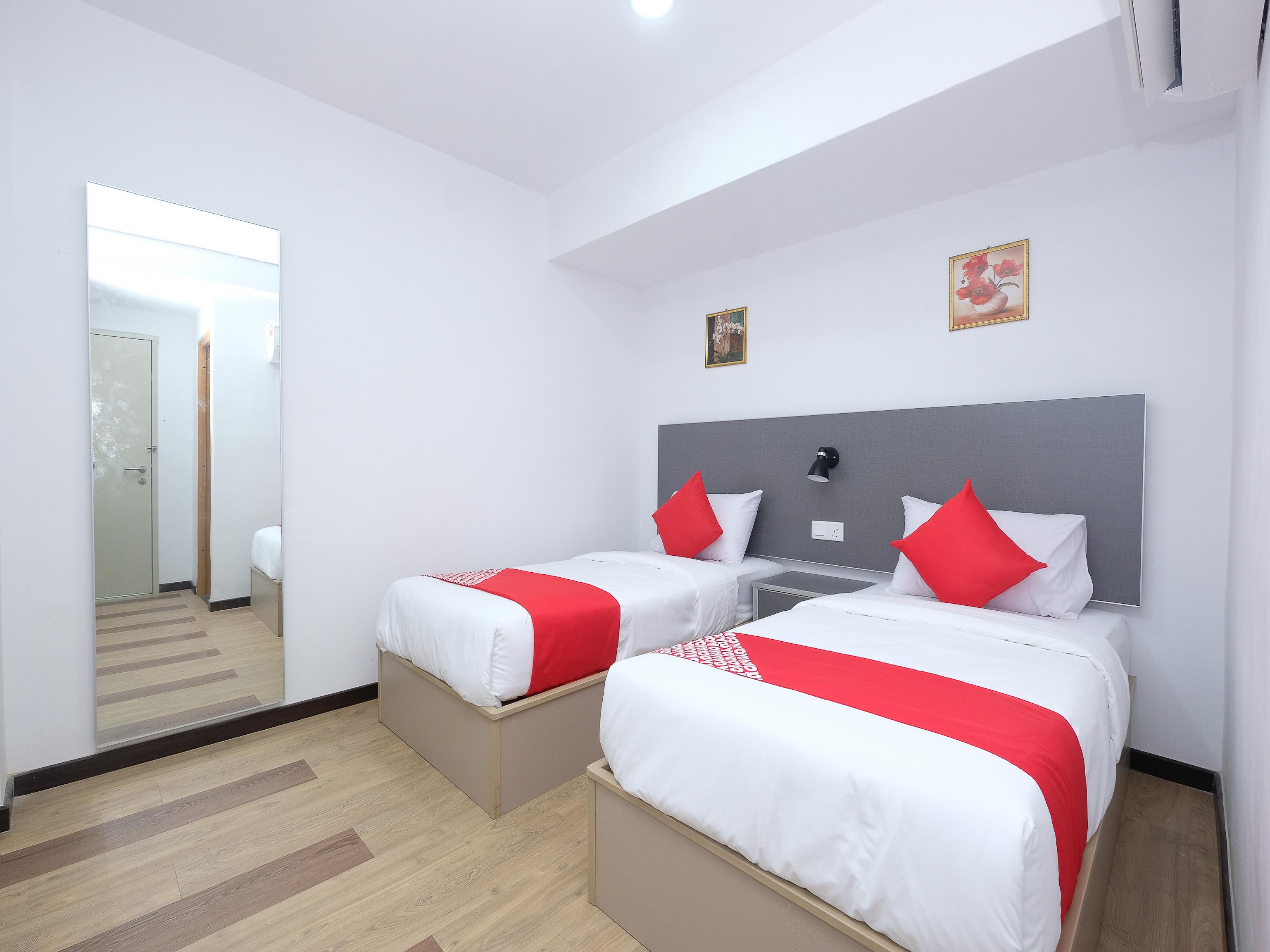 Oyo 44043 First Garden Hotel Kuantan Extérieur photo