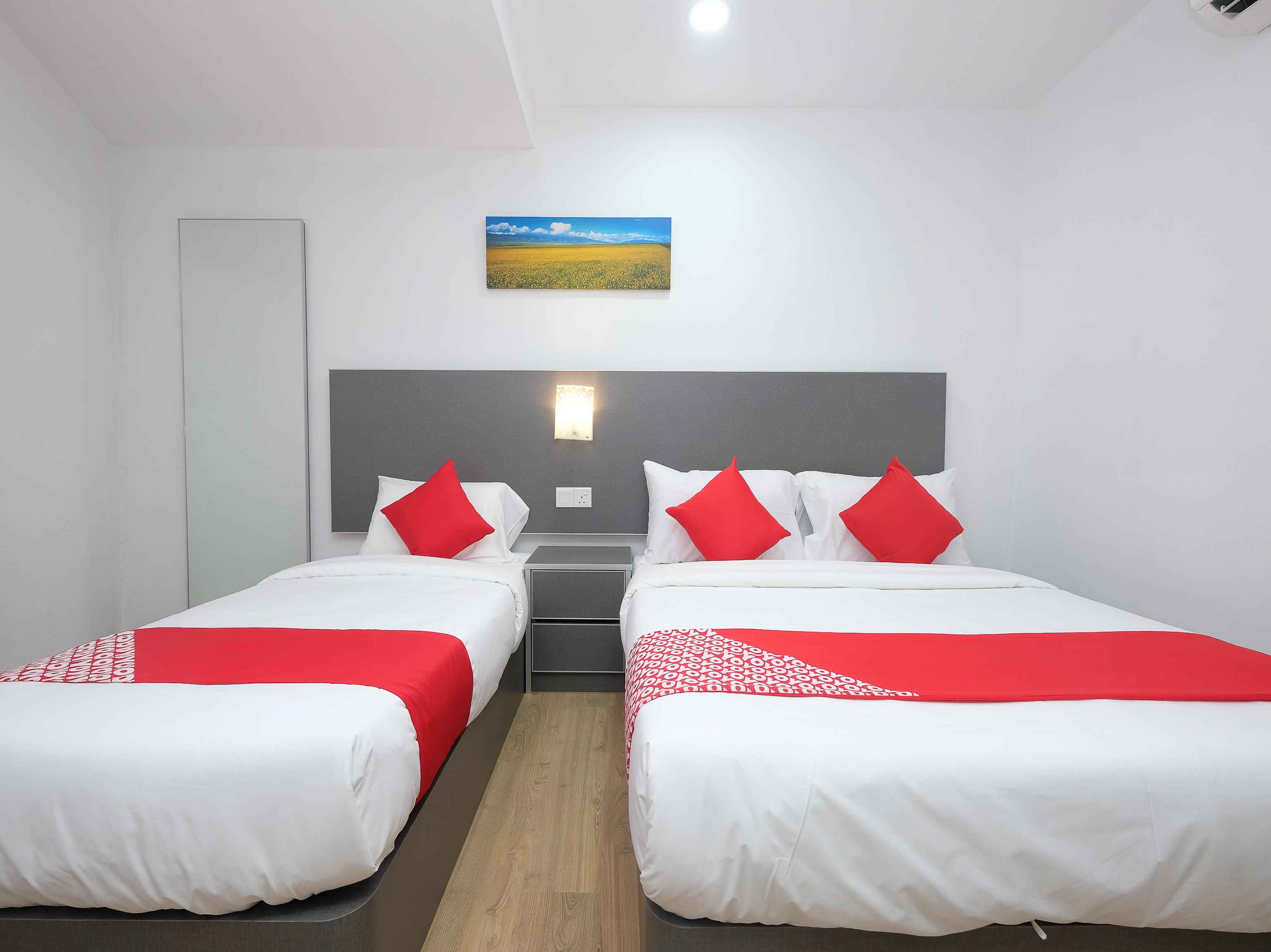 Oyo 44043 First Garden Hotel Kuantan Extérieur photo