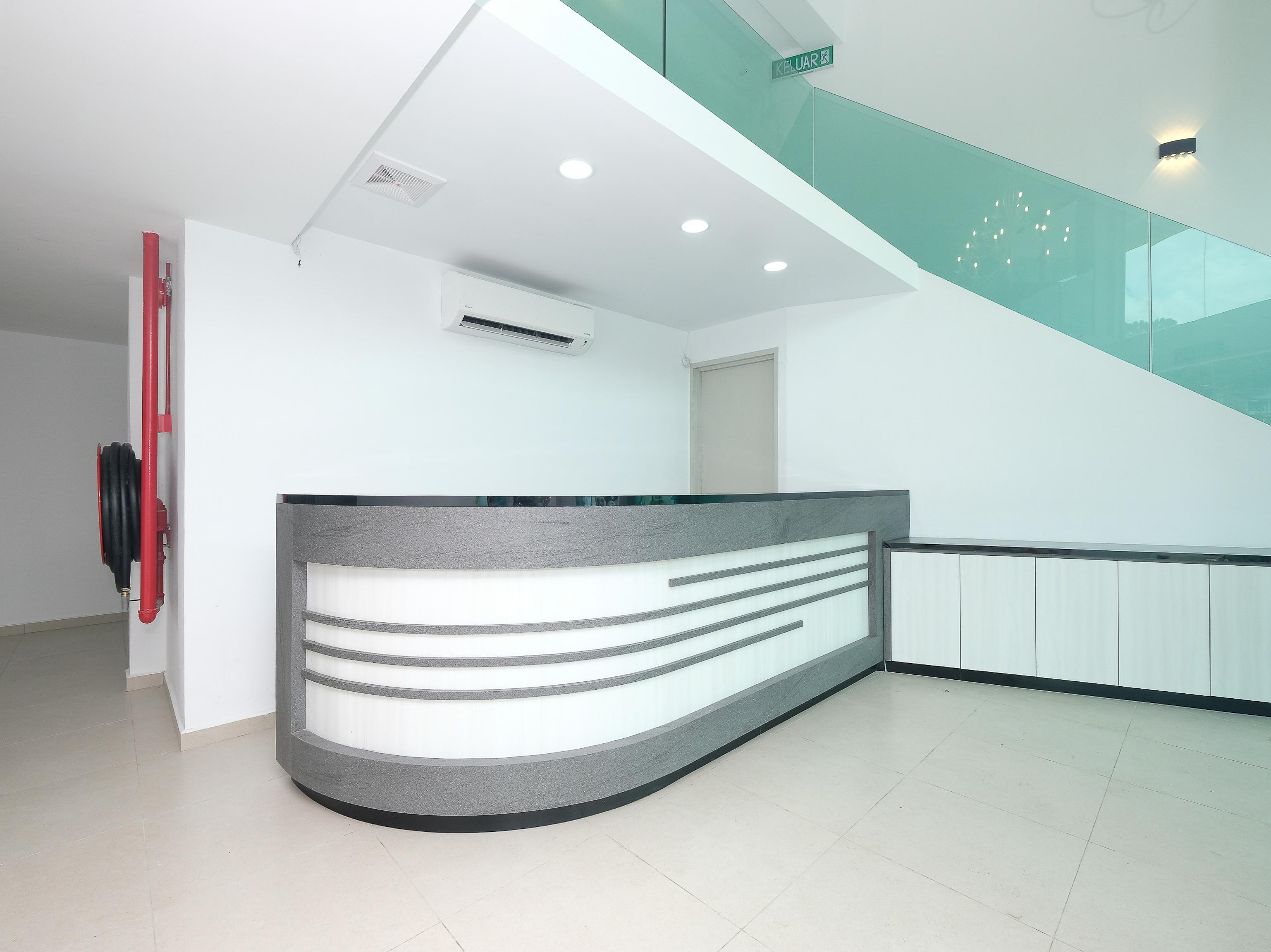 Oyo 44043 First Garden Hotel Kuantan Extérieur photo