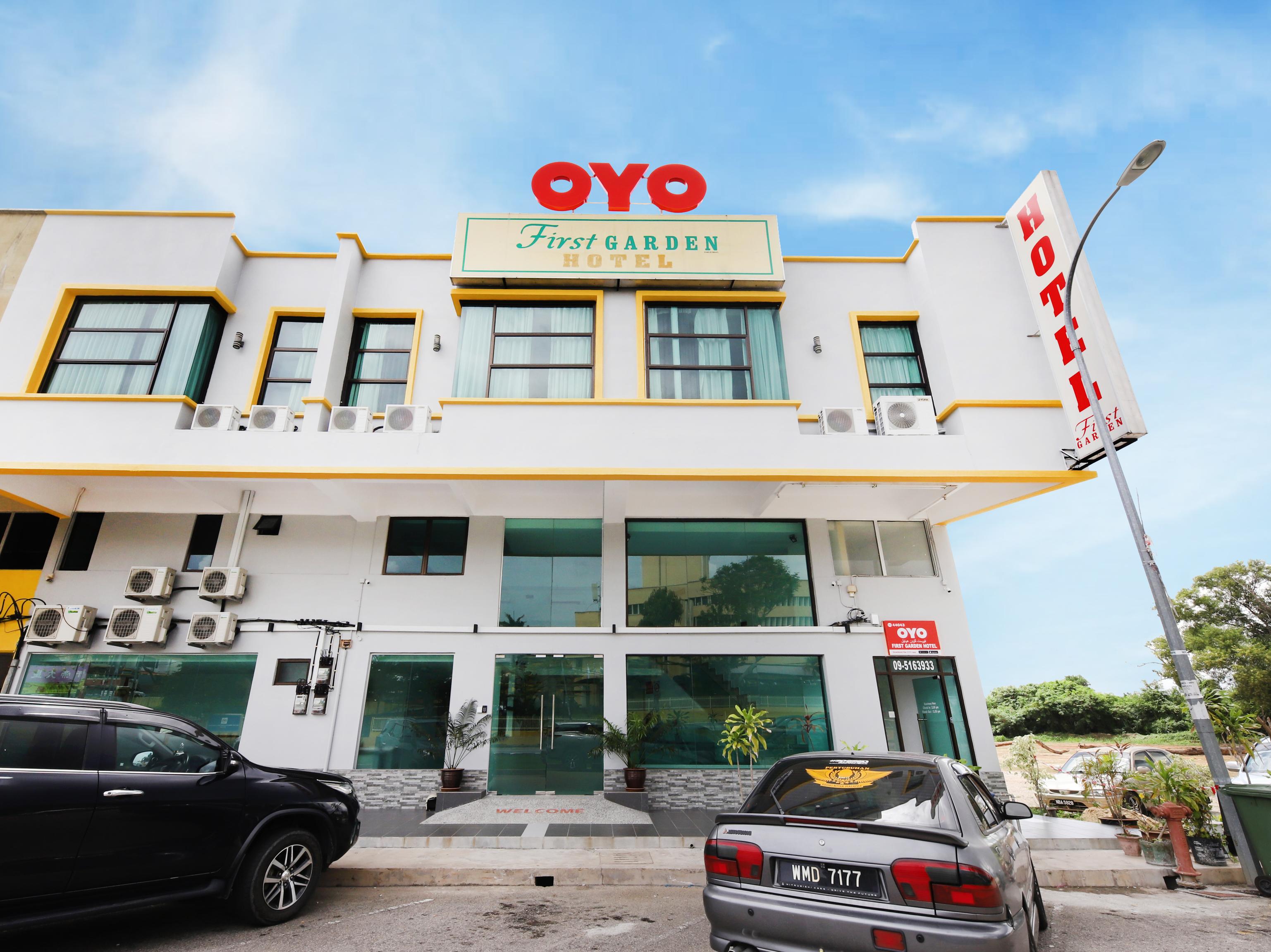 Oyo 44043 First Garden Hotel Kuantan Extérieur photo