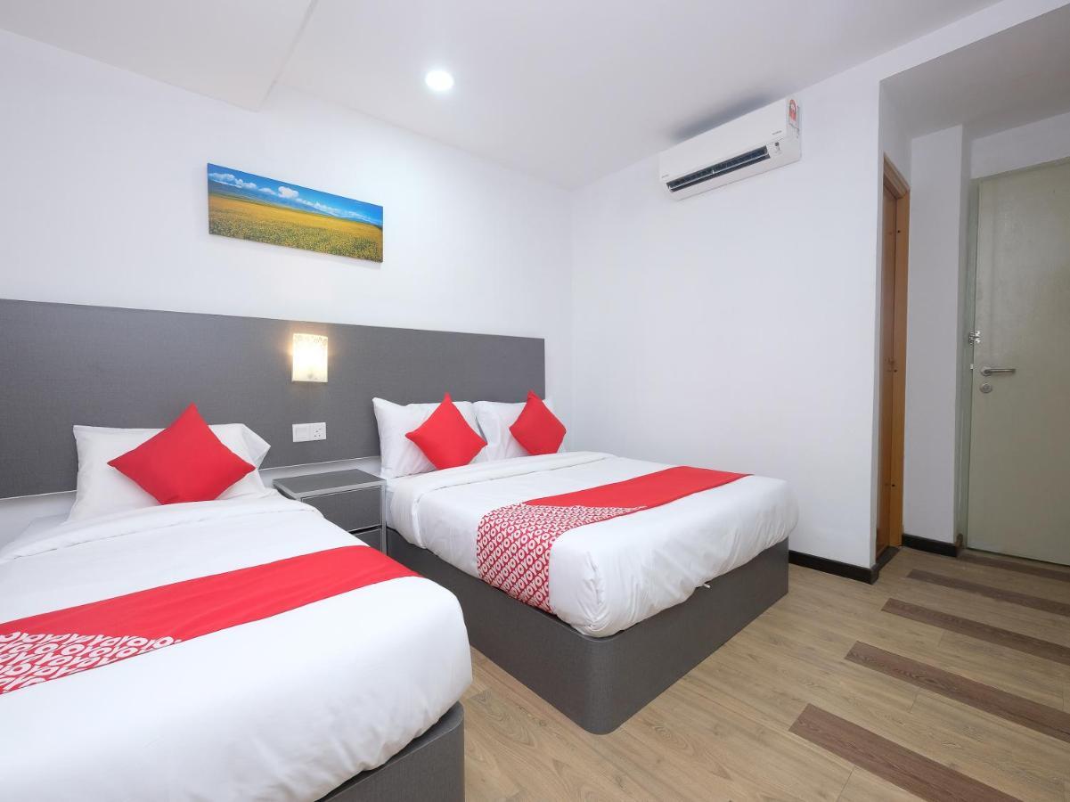 Oyo 44043 First Garden Hotel Kuantan Extérieur photo